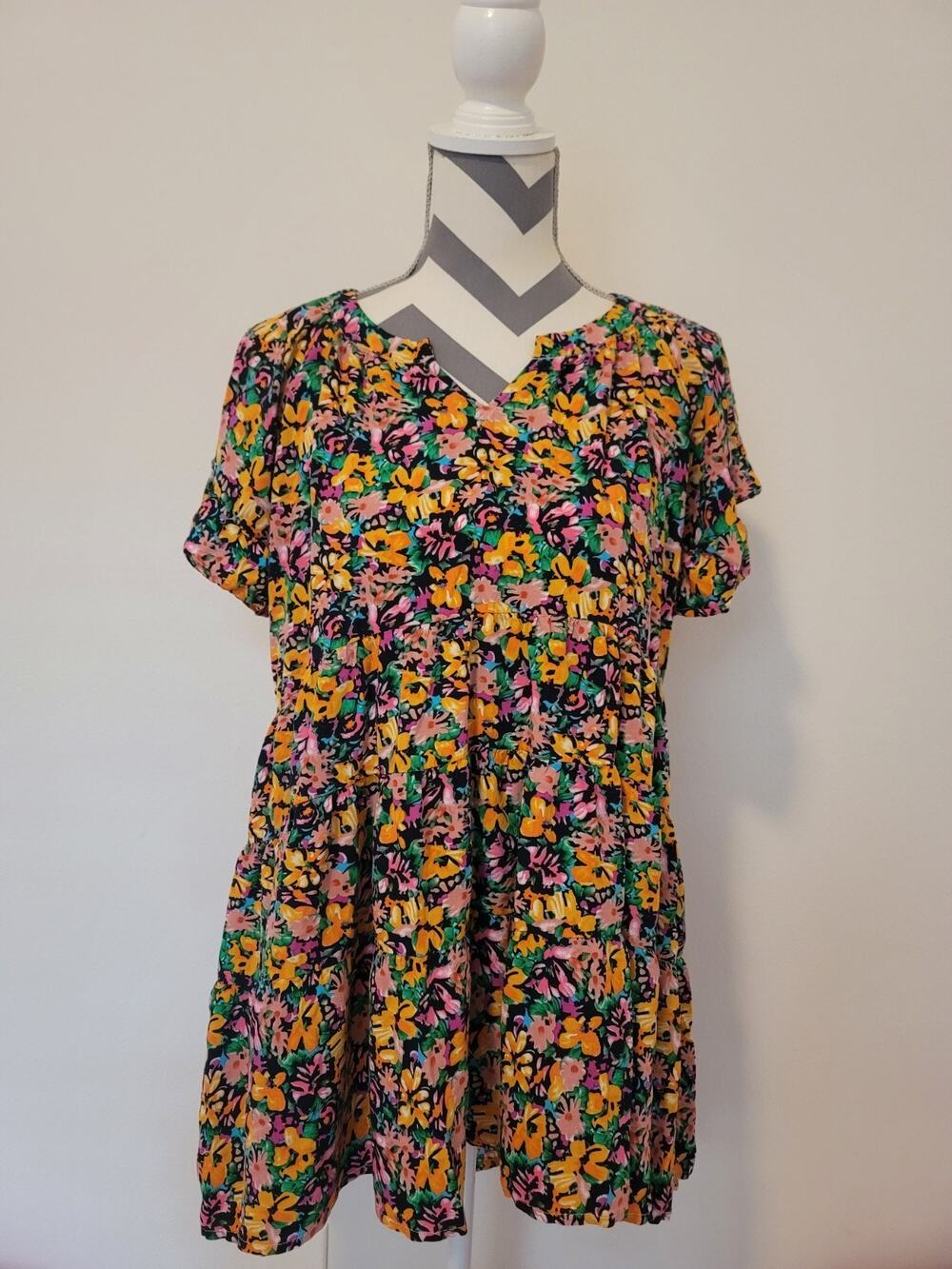 Umgee Sz S Floral Babydoll Dress Women’s Multicolor Tiered Short Sleeve Rayon